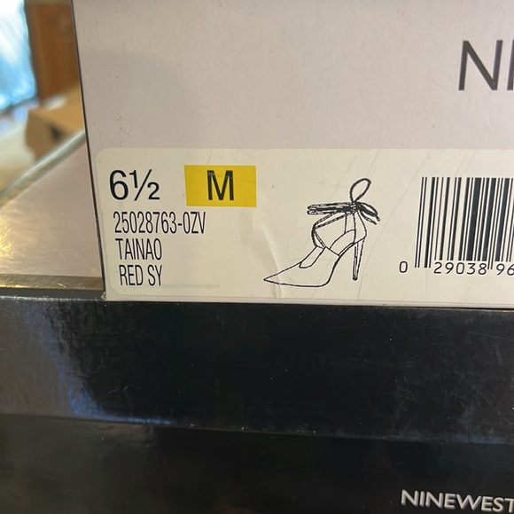 Nine West Ladies Pumps - Picture 6 of 6